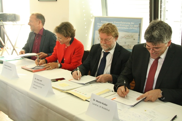 Interreg Projekt Elektrifizierung der Hochrheinbahn schreitet voran